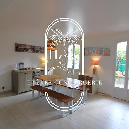 Duplex au coeur du Port d'Hyères- Plages/Parking Extérieur photo